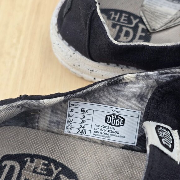 Hey Dude Womens Wendy Slip On Loafers Comfort Shoes Black Size 8 - Picture 8 of 8